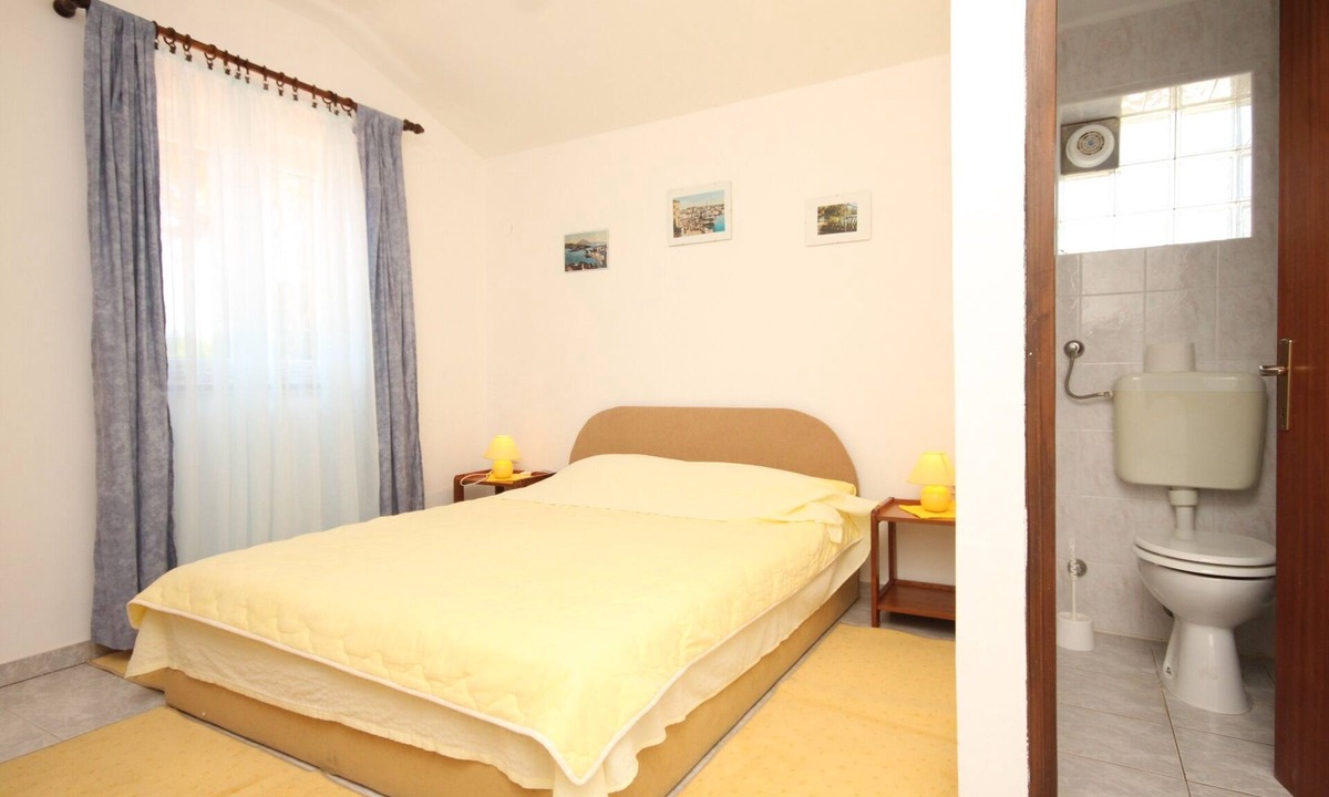 Artatore Apartment | One bedroom apartment with air-conditioning Artatore, Lošinj (A-8007-b)