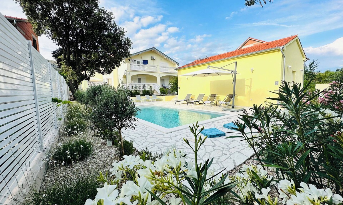Grebastica House | Private villa: 4 bedrooms, private pool (8x4m), 100m walk to the beach, sea view
