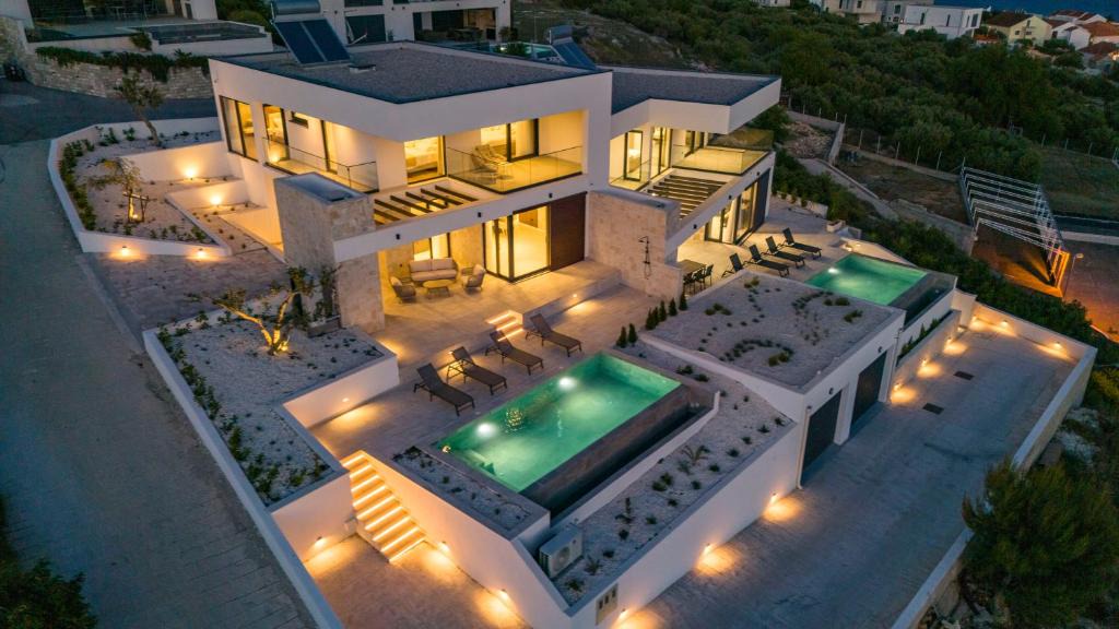 Seget Vranjica Villa | Royal Sky Elite Villa Residence