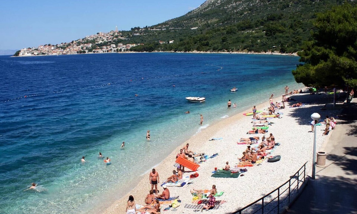Zivogosce Apartment | Studio flat with balcony and sea view Živogošće - Porat, Makarska (AS-6807-c)