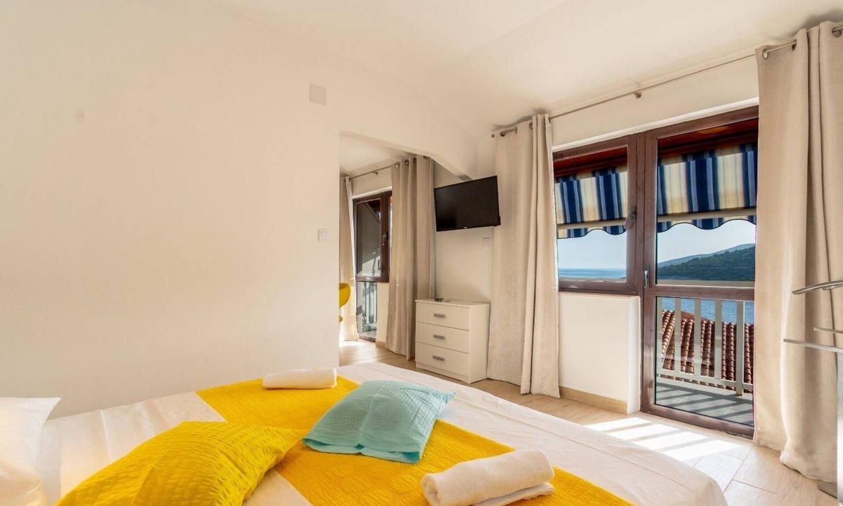 Zavalatica Apartment | Studio flat with balcony and sea view Zavalatica, Korčula (AS-547-d)