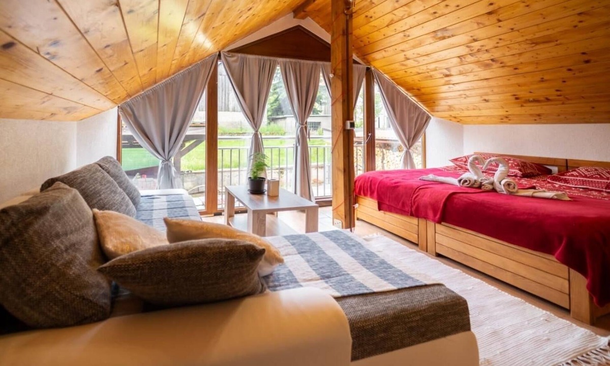 Delnice Apartment | Studio flat with hot tub Delnice, Gorski kotar (AS-24261-a)