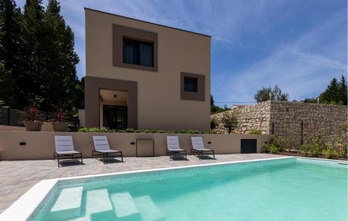 Kremena House | Stunning Home In Kremena