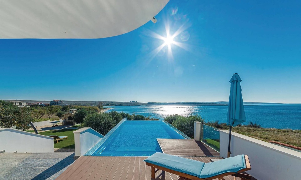 Povljana House | Stunning home in Povljana
