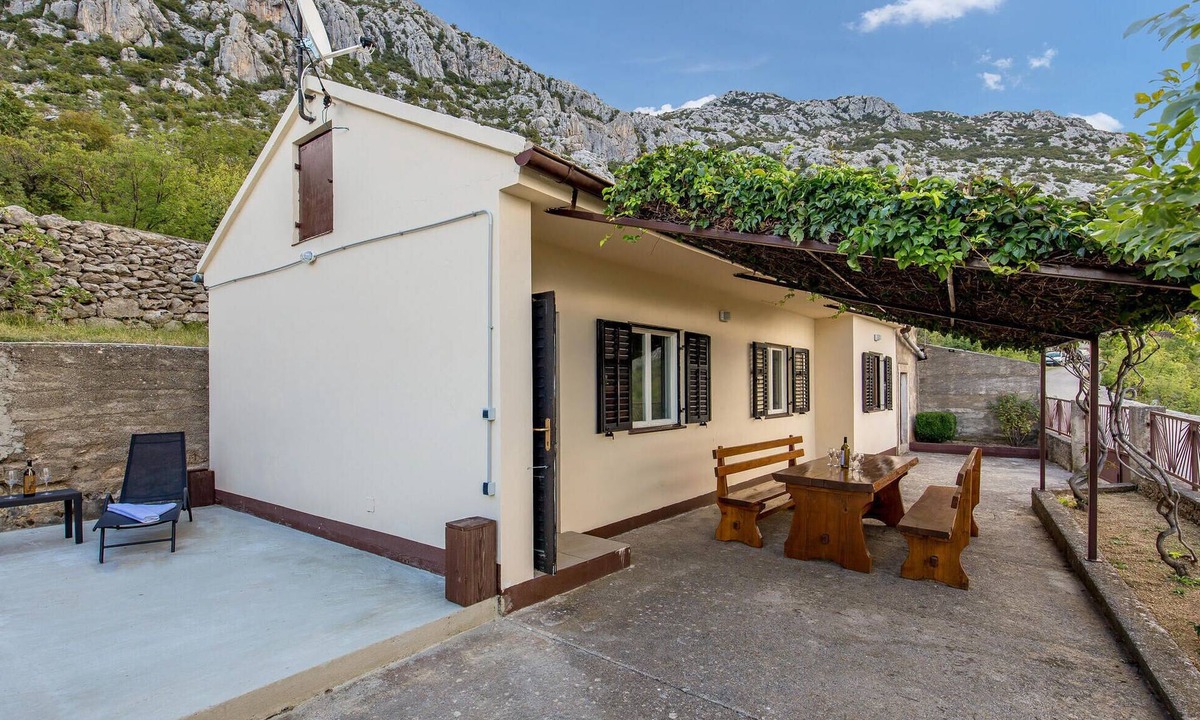 Jablanac House | Stunning home in Stinica with house sea view