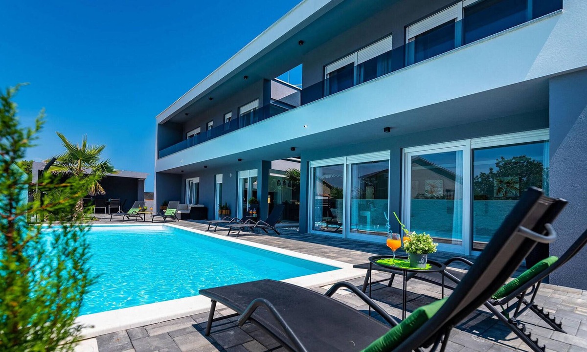 Zaton House | Stunning home in Zaton, Nin