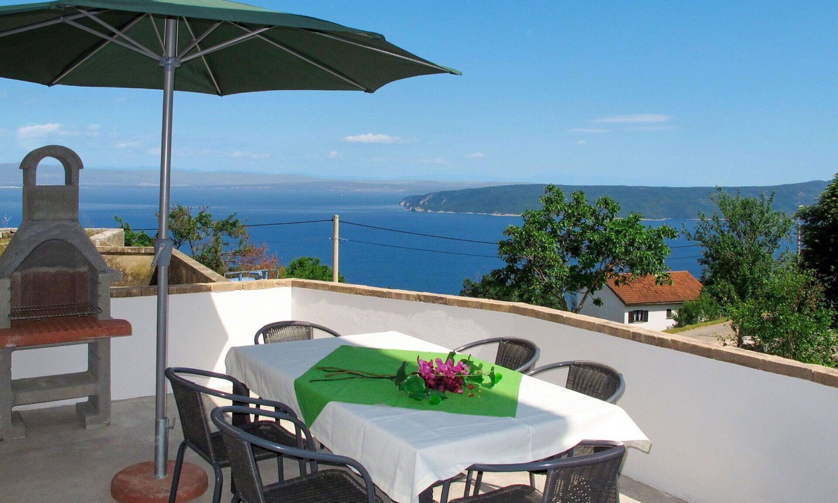 Sveta Jelena House | Stunning villa for 6 guests with A/C, WIFI, TV, terrace and pets allowed