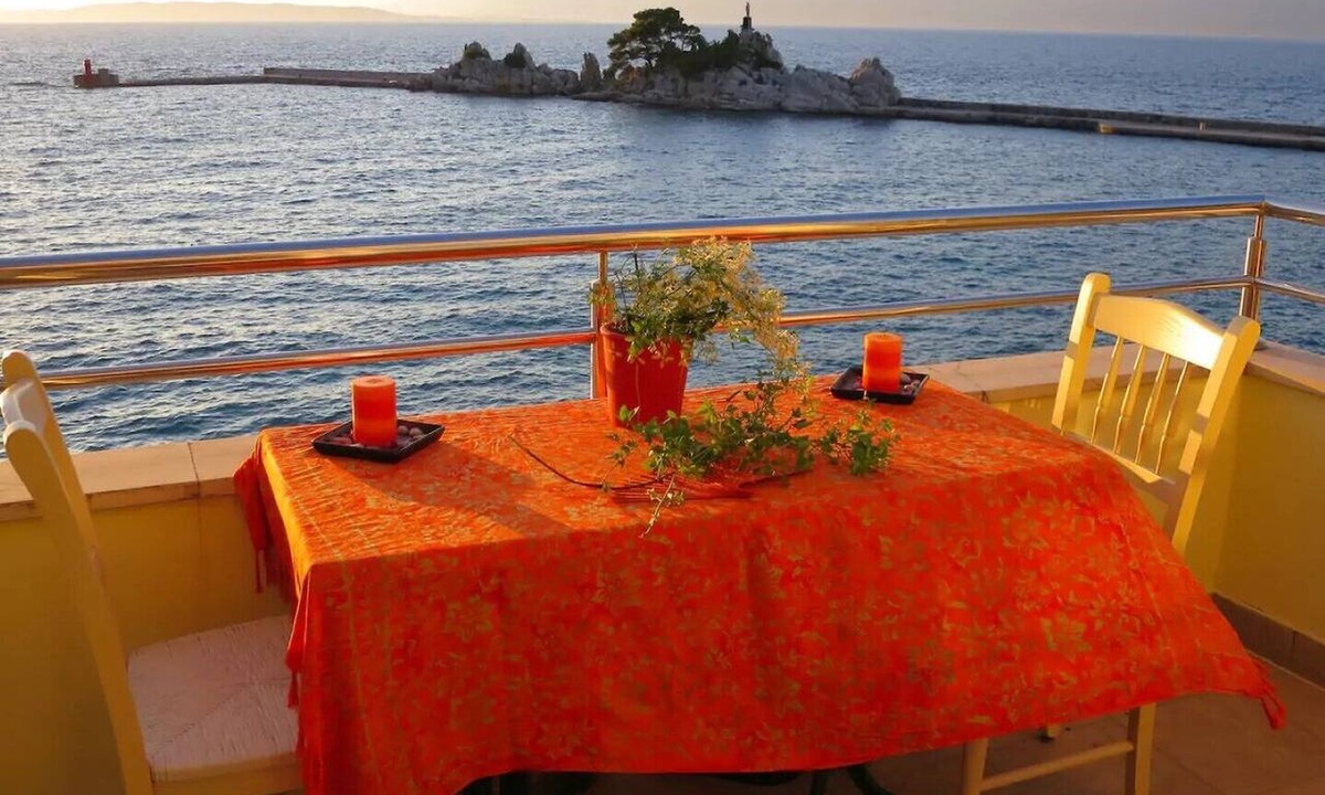 Trpanj Apartment | SUNSET Appt SEAFRONT - UNIQUE with STUNNING VIEWS