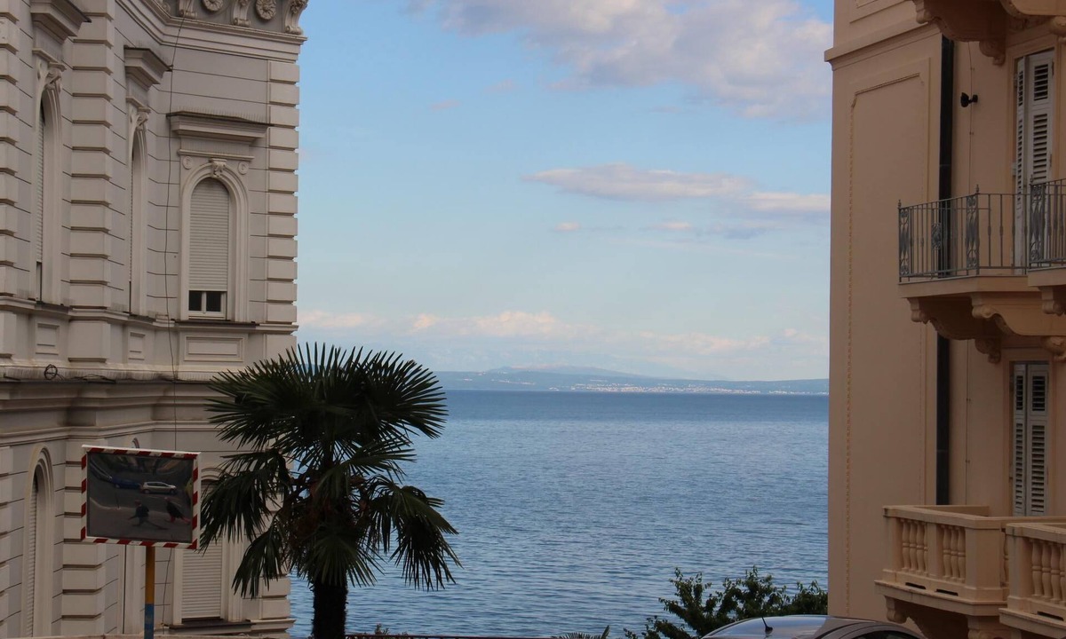 Opatija Apartment | Superior Seaview Apartment in Opatija center