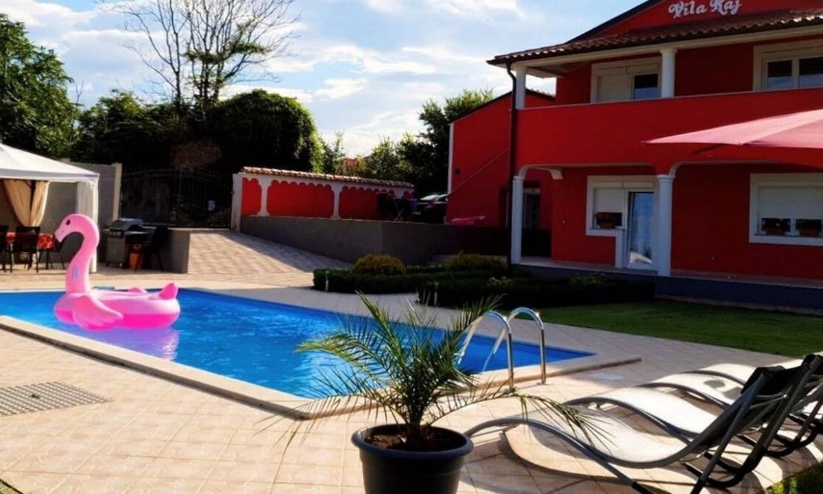 Vodnjan Apartment | Two bedroom apartment with air-conditioning Vodnjan, Fažana (A-19820-a)