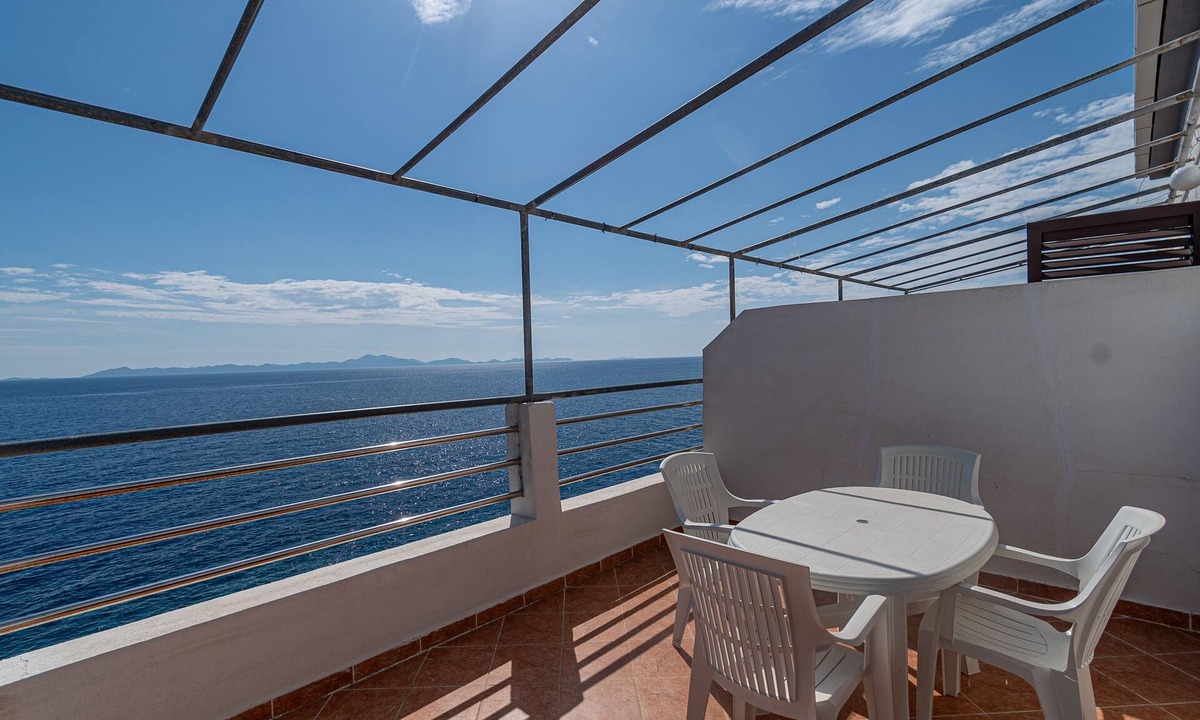 Zavalatica Apartment | Two bedroom apartment near beach Zavalatica, Korčula (A-183-d)