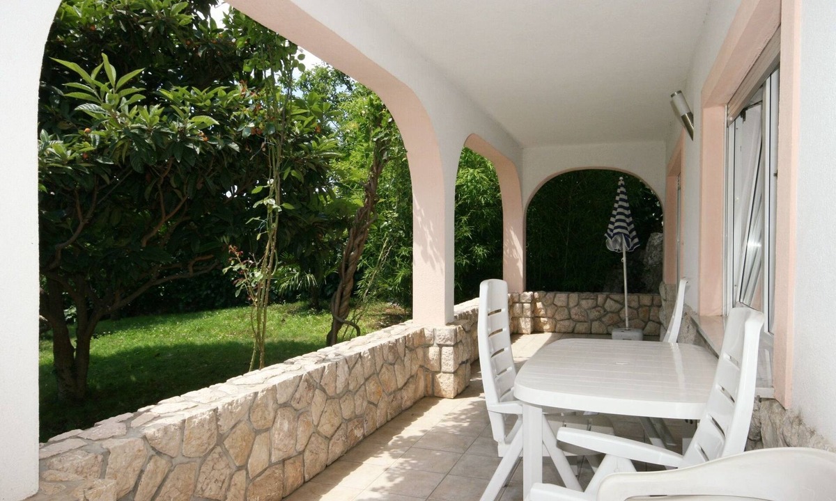 Dramalj Apartment | Two bedroom apartment with terrace Dramalj, Crikvenica (A-5534-c)