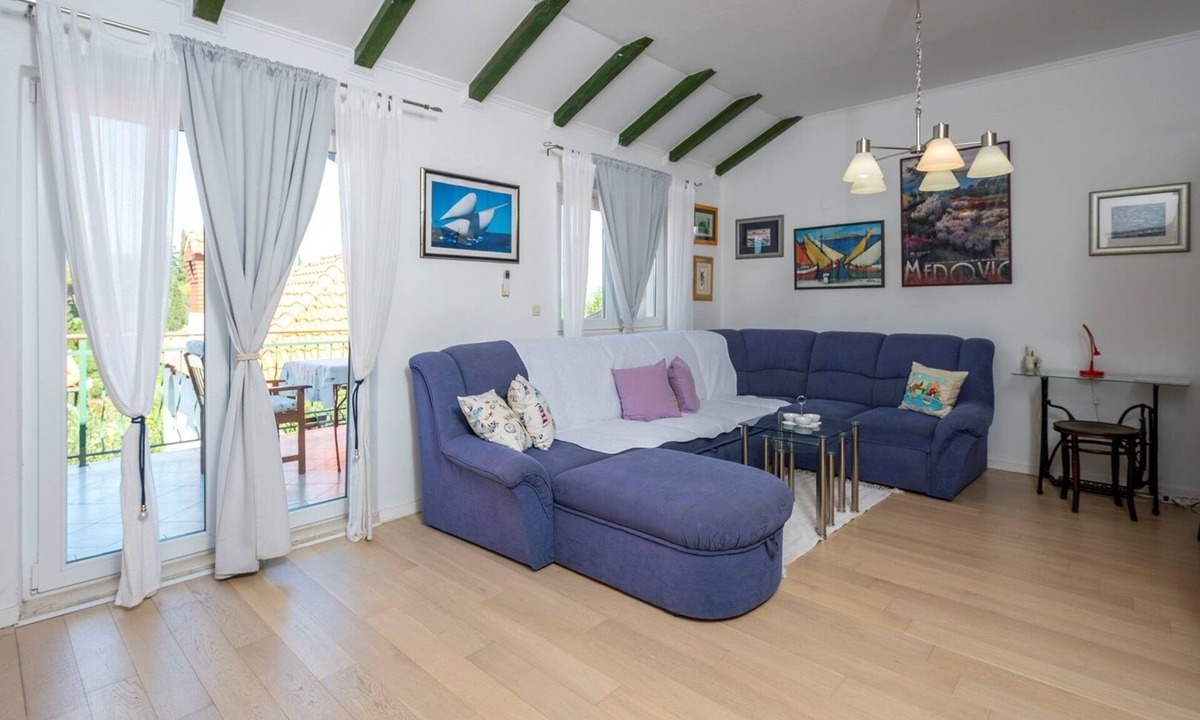 Trpanj Apartment | Two bedroom apartment with terrace Trpanj, Pelješac (A-27642-a)