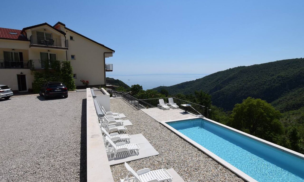 Lovran Apartment | Villa Betina - Apartman Ambienta by Villas Guide