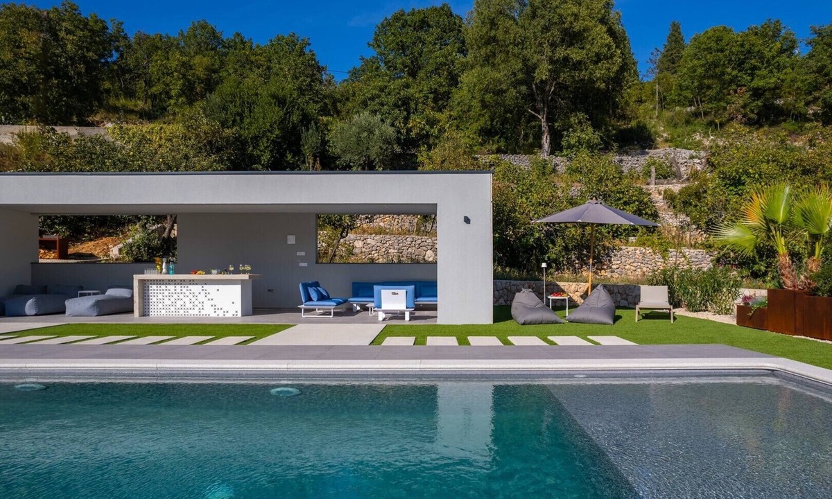 Imotski Villa | Villa Depollo with 44sqm heated pool, 6 bedrooms, Makarska hinterland