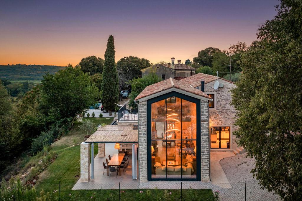 Buje Villa | Villa La Vinella with heated pool