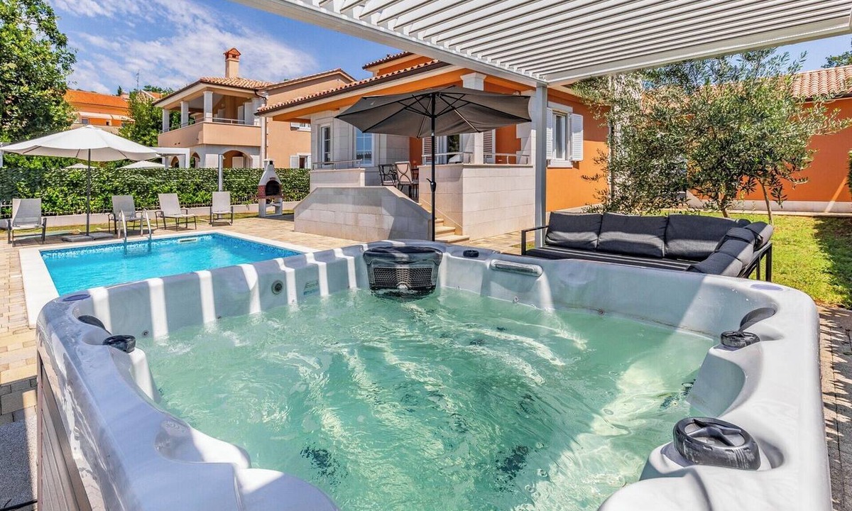 Valdebek Villa | Villa Lotus 6 with private pool and jacuzzi.