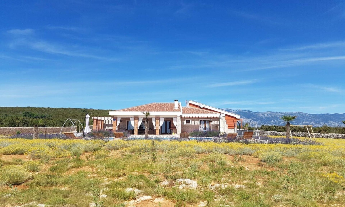 Novalja Villa | Villa Melody with tennis court