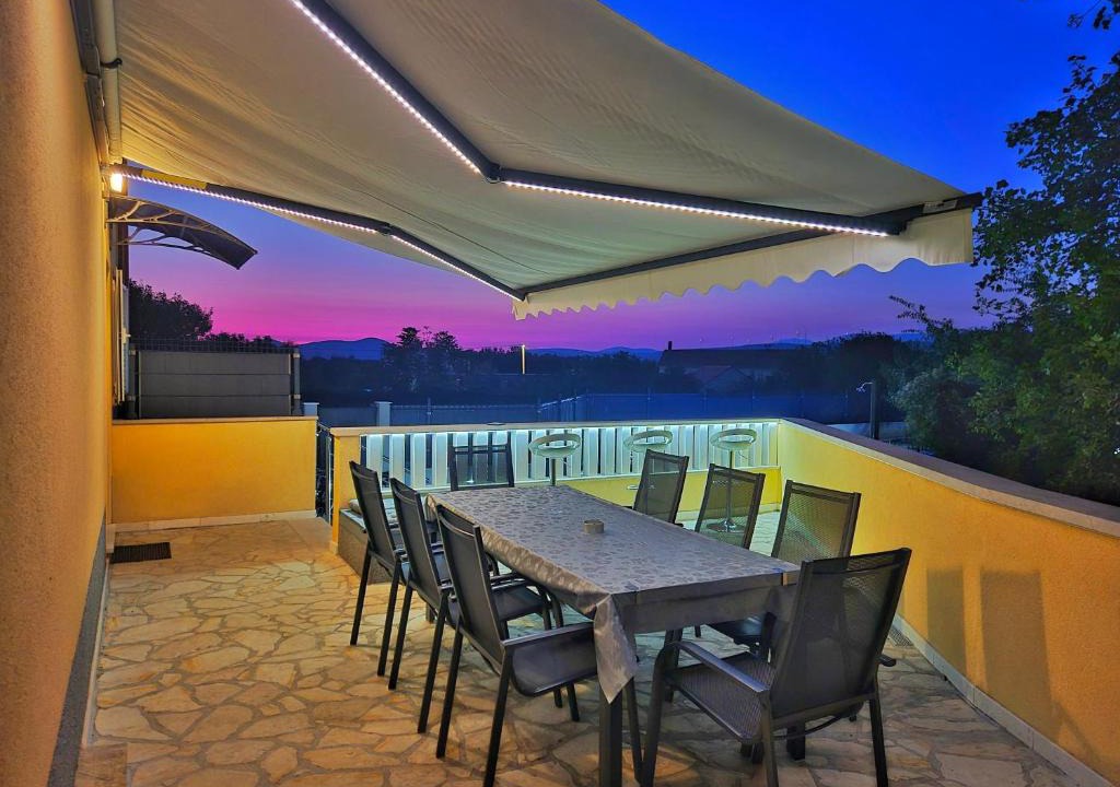 Sestanovac House | Villa Mile-with private heated pool