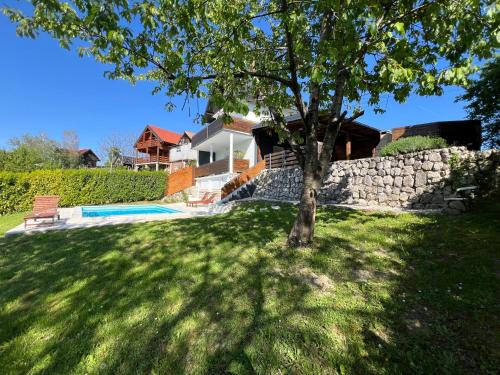 Kraljevec Sesvetski Villa | Villa Otto - Private Pool & Garden