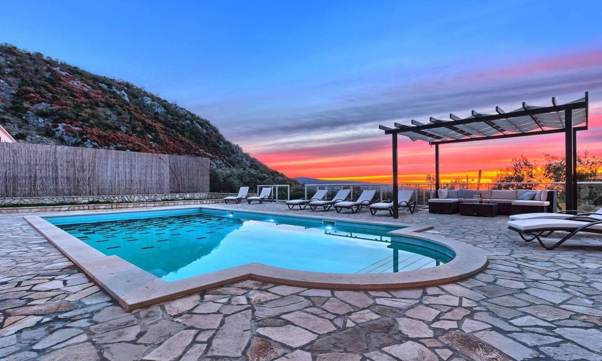 Dubravka Villa | Villa Pave Hilltop by MyWaycation
