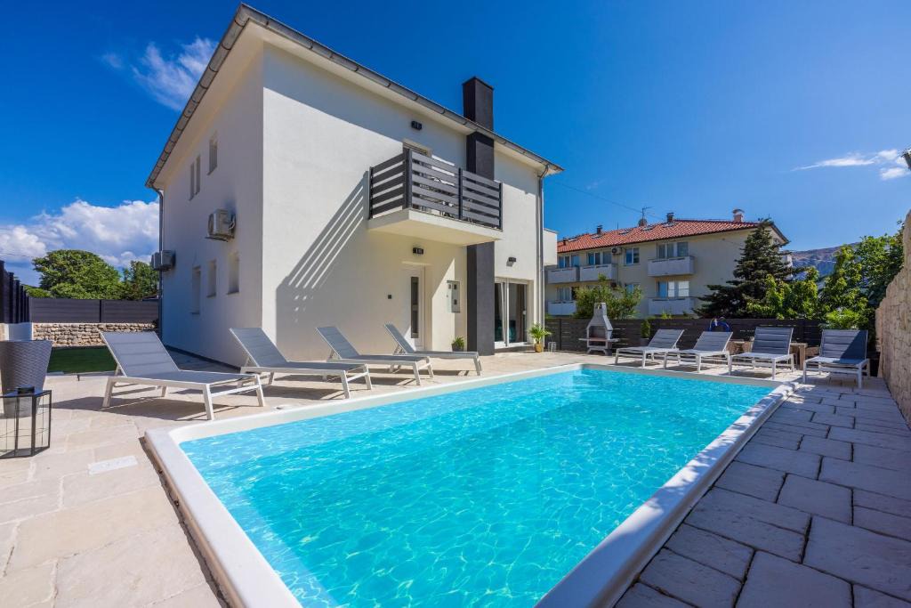 Baska House | Villa Velvet