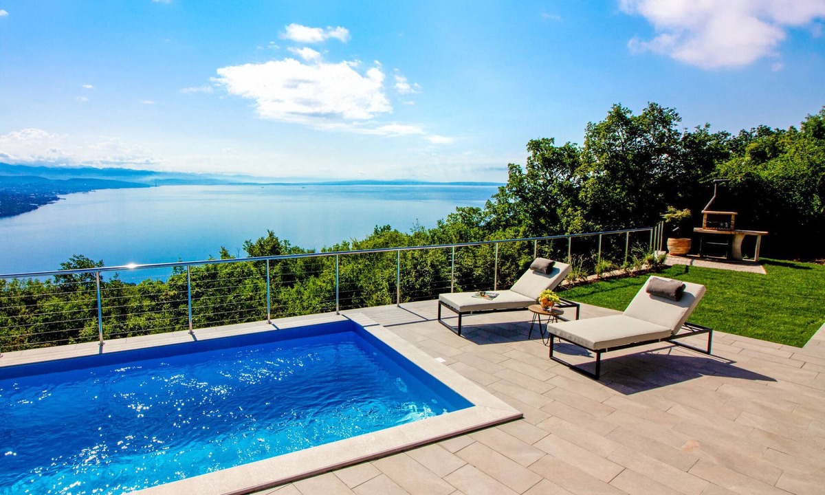 Pobri House | Vista sul Quarnero by Interhome