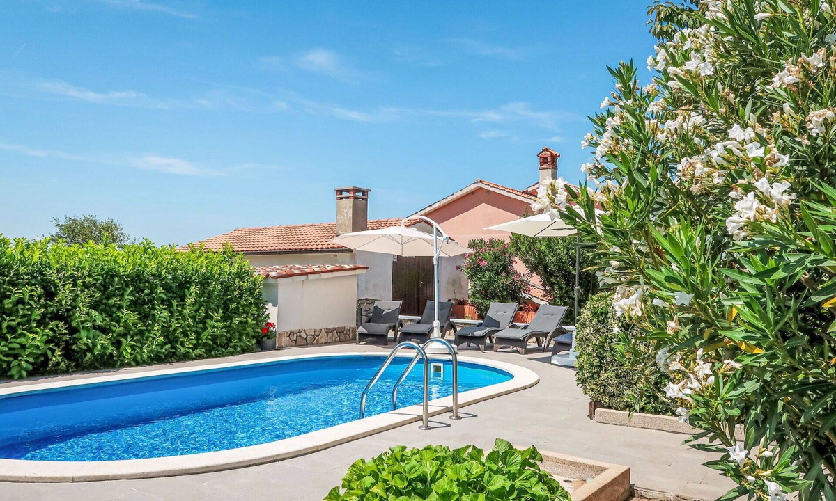 Kozljak House | Wonderful private villa for 9 people with private pool, A/C, WIFI, TV and terrace
