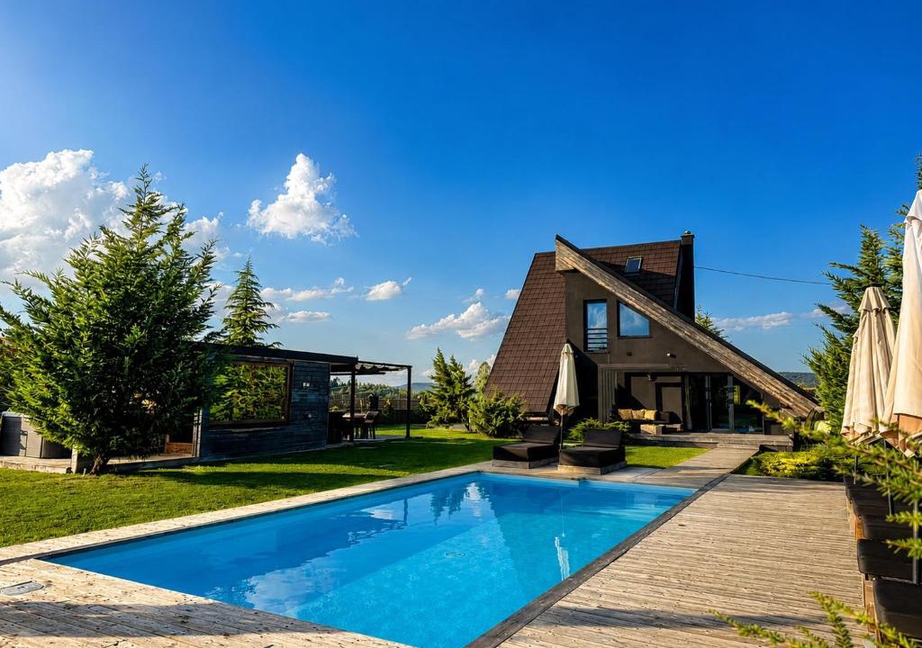 Vrbovsko Villa | Zoe Luxury House