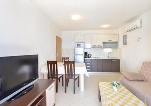 1 Bedroom Nice Apartment In Stanici