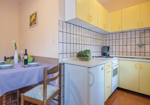 2 bedroom awesome apartment in Fazana