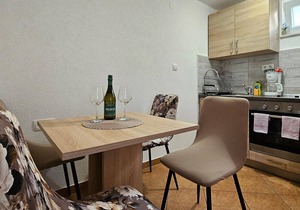 2 bedroom beautiful apartment in Podaca