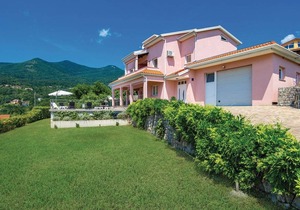 5 bedroom accommodation in Icici