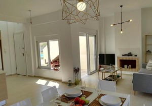 Adhili Residence in Adele
