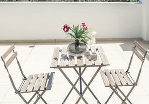 Adhili Residence in Adele