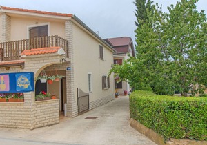 Apartments Ivan (13792-A6) - Bibinje