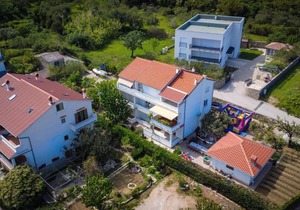 Apartments with parking space Palit, Rab - 4971