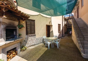 Awesome Apartment In Bregi