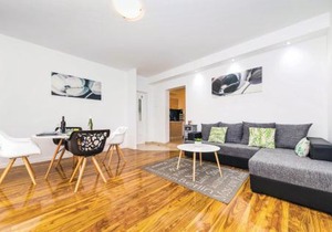 Beautiful Apartment In Kastel Stari With Wifi
