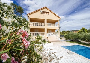 Poolincluded - Holiday Home Kakma