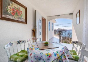 Stunning Apartment In Baric Draga