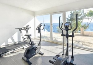 Stunning Apartment In Stanici With House Sea View