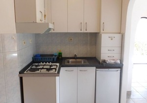 Two bedroom apartment near beach Slatine, Čiovo (A-1128-b)