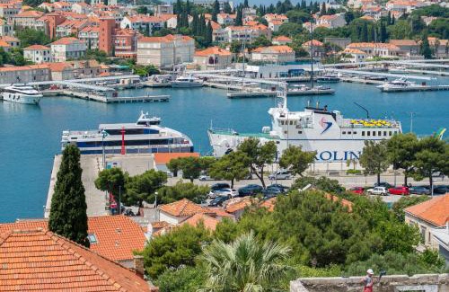 Gruz Apartment | MODERN APARTMENT WITH SEA VIEW