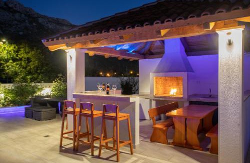 Rozat House | Villa Fortunei