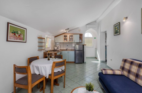 Rab Apartment | 1 bedroom beautiful apartment in Barbat na Rabu