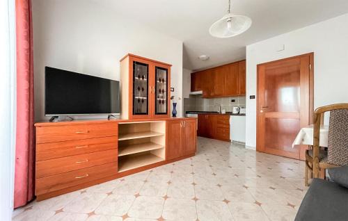 Kukci Apartment | 1 Bedroom Beautiful Apartment In Kukci