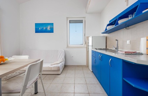 Jakisnica Apartment | 1 bedroom cozy apartment in Jakisnica