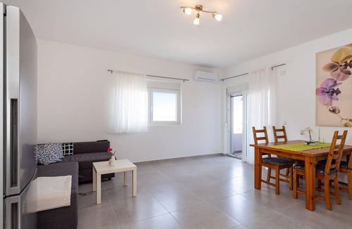 Rtina Apartment | 1 bedroom lovely apartment in Rtina