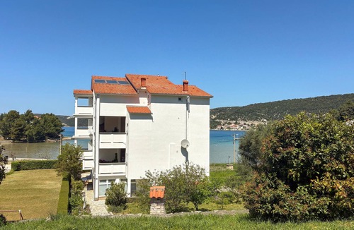 Rab Town Apartment | 1 bedroom lovely apartment in Rab Sup.Draga